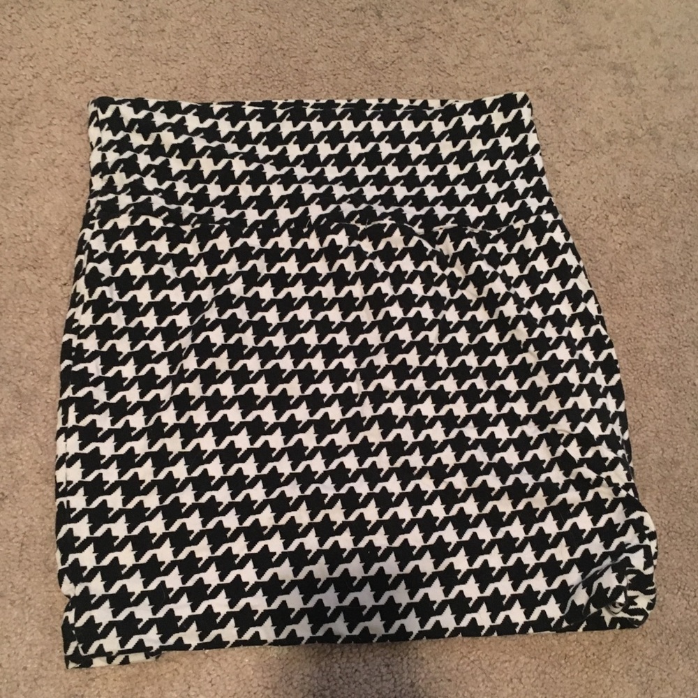 Black and White Skirt